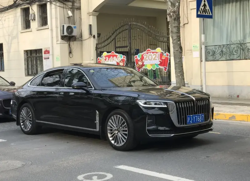 Hongqi H9 - 6