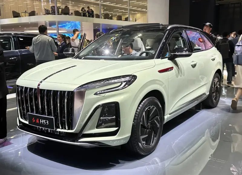 Hongqi HS3 - 2