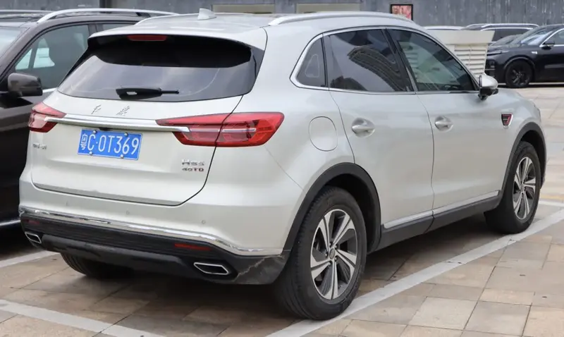 Hongqi HS5 - 4