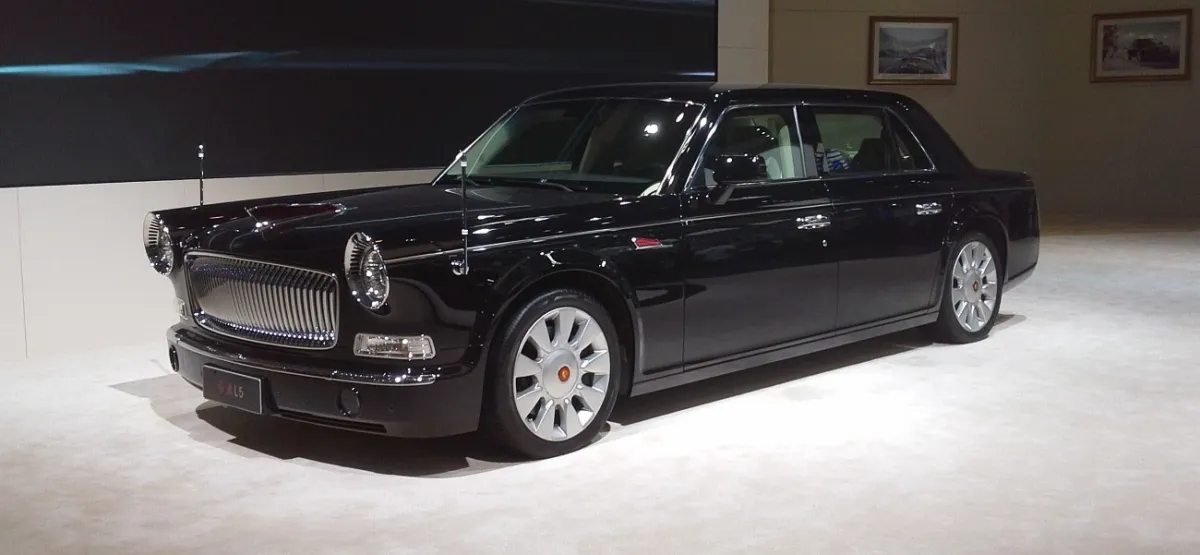 Hongqi L5 L5 6.0 V12 (408 bg) AWD Automatic - görsel 2