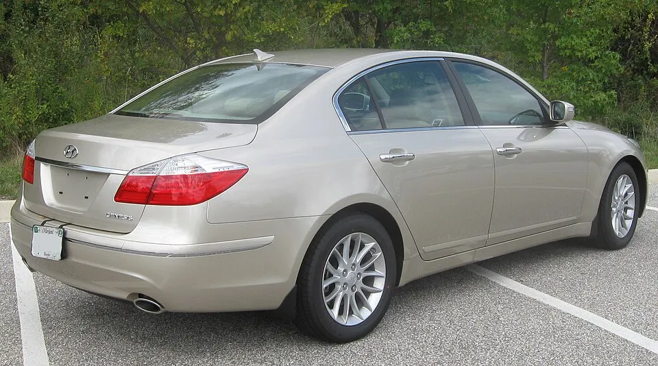 Hyundai Genesis Genesis