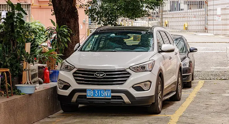 Hyundai Santa Fe - 2