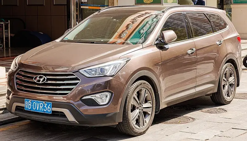 Hyundai Santa Fe - 3