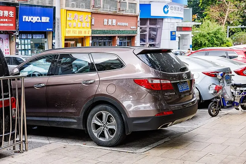 Hyundai Santa Fe Grand Santa Fe (NC)