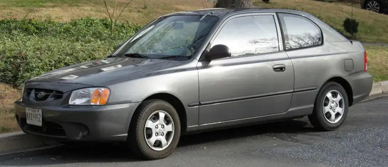Hyundai Accent - 6