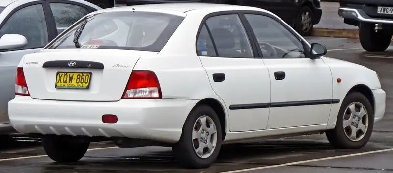 Hyundai Accent - 2