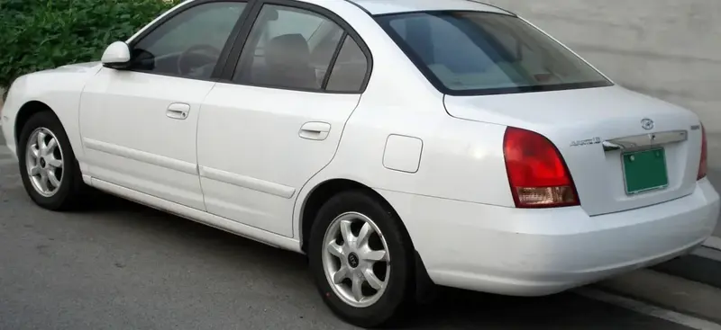 Hyundai Avante Avante 2.0 (141 bg) - görsel 2