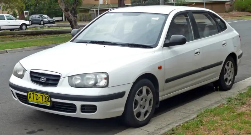 Hyundai Elantra - 5