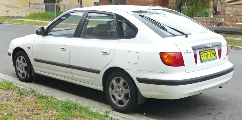 Hyundai Elantra - 6