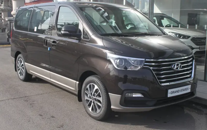 Hyundai H-1 H-1 II/Grand Starex (facelift 2018)
