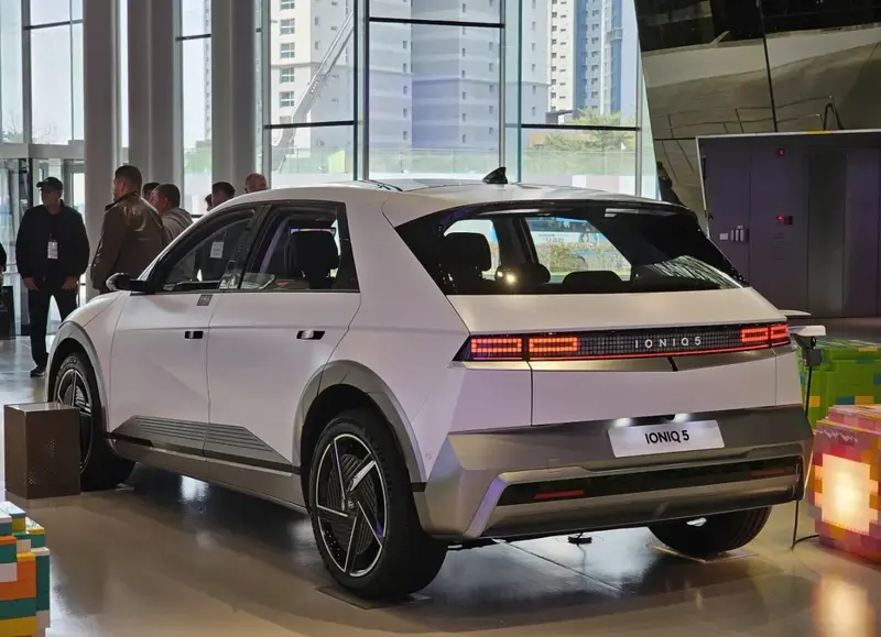 Hyundai IONIQ 5 - 4