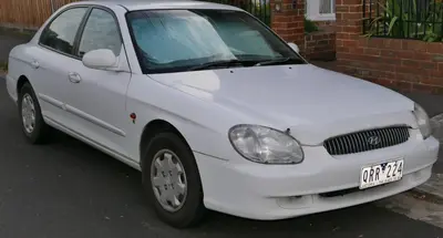 Hyundai Sonata Sonata IV (EF)