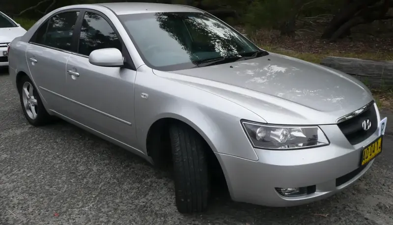 Hyundai Sonata - 2