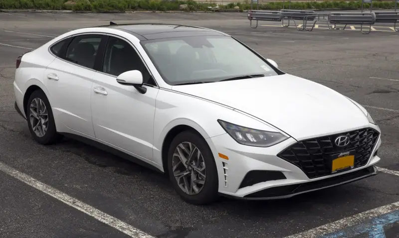 Hyundai Sonata - 6