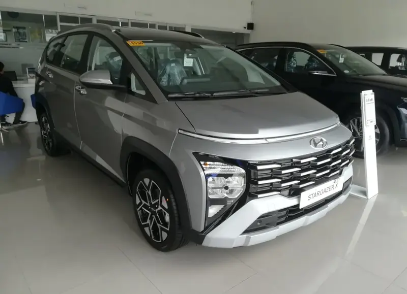 Hyundai Stargazer - 2