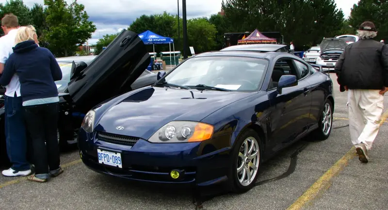 Hyundai Tiburon - 2