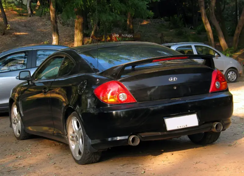 Hyundai Tiburon - 3
