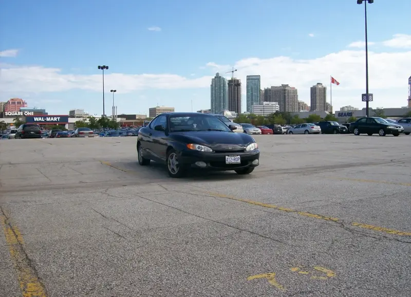 Hyundai Tiburon - 2