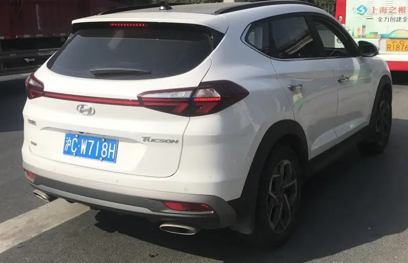 Hyundai Tucson - 2