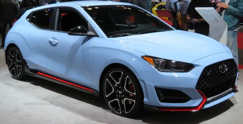 Hyundai Veloster - 5