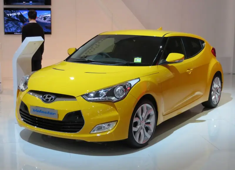 Hyundai Veloster - 5