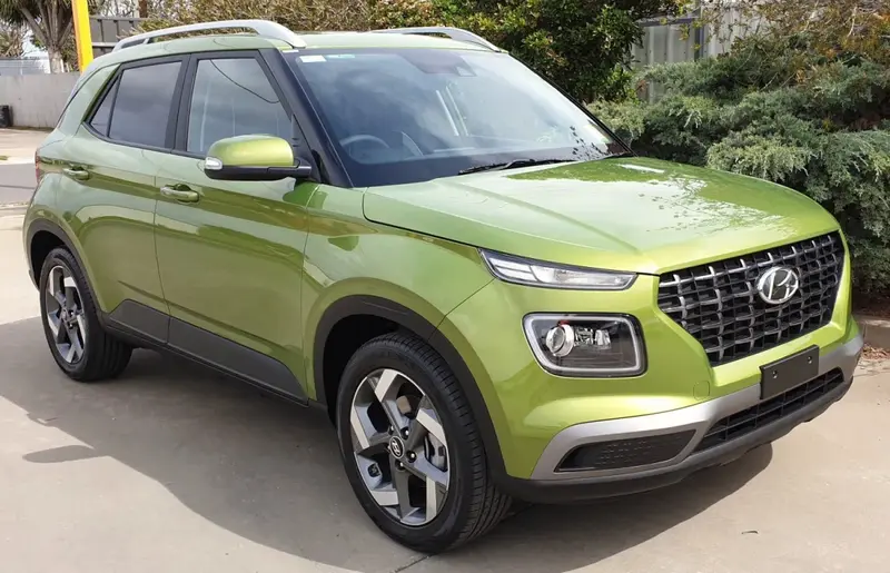 Hyundai Venue - 5