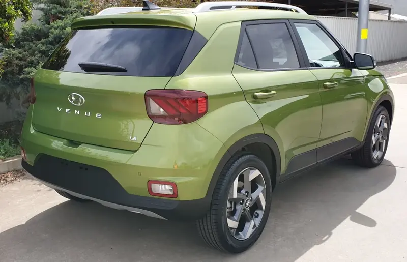 Hyundai Venue - 6