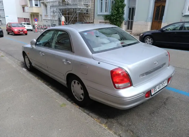 Hyundai XG XG 2.5 V6 (163 bg) Automatic - görsel 2