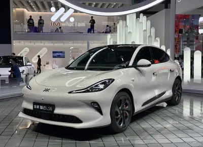 IM LS6 LS6 (facelift 2024)