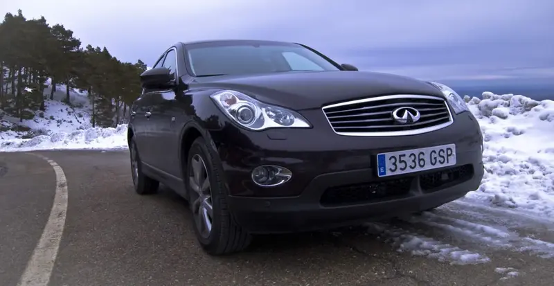 Infiniti EX - 2
