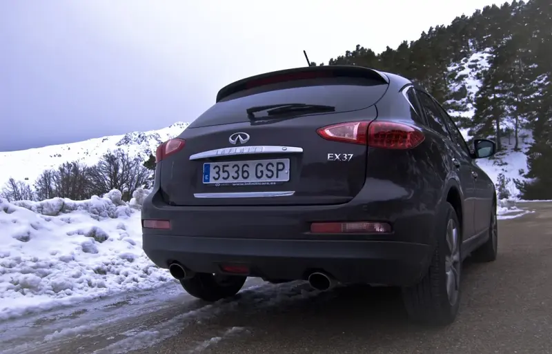 Infiniti EX - 3