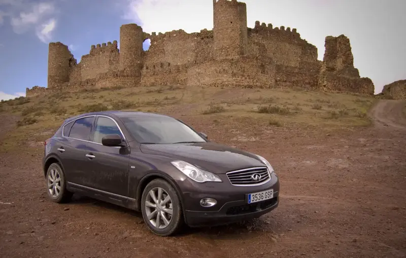 Infiniti EX - 4