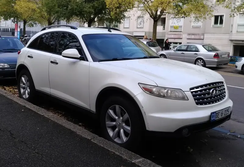 Infiniti FX - 6