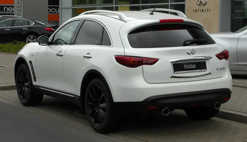 Infiniti FX - 5