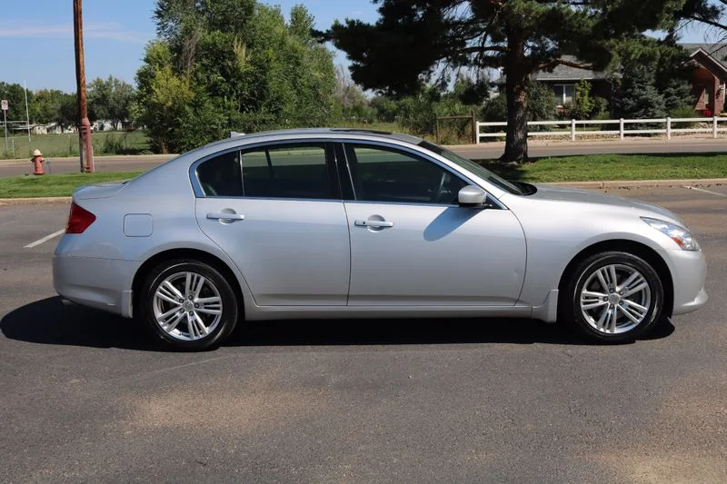 Infiniti G G25 Sedan (V36, facelift 2011)
