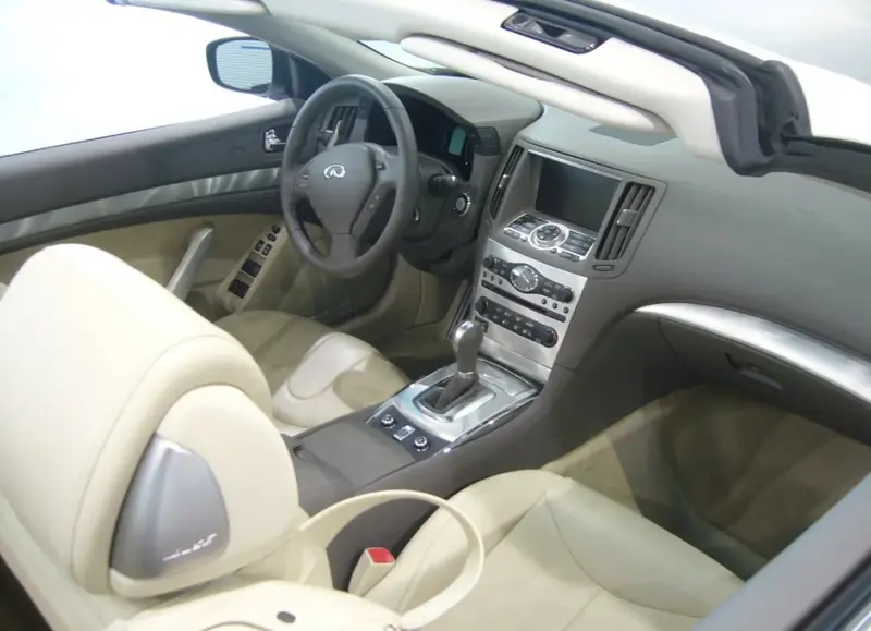 Infiniti G - 3
