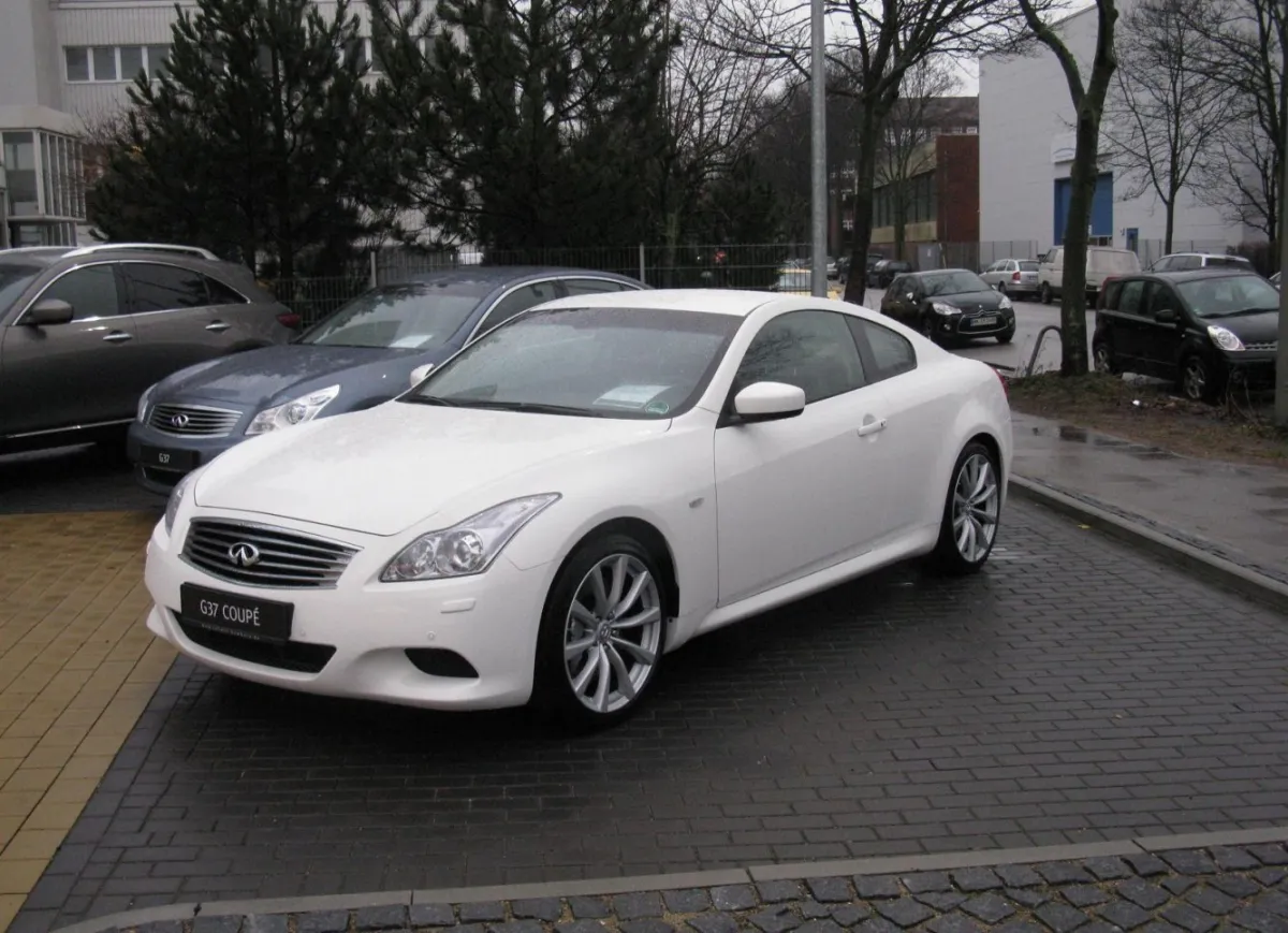 Infiniti - 3