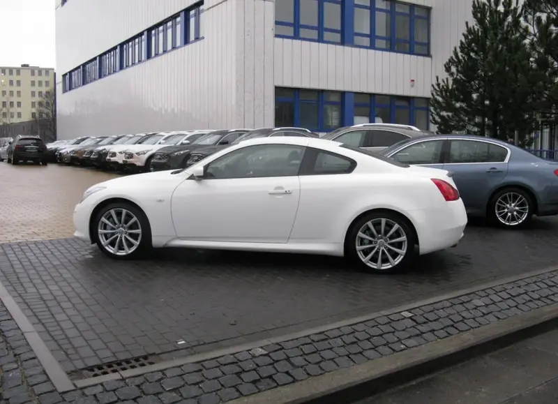 Infiniti G - 4