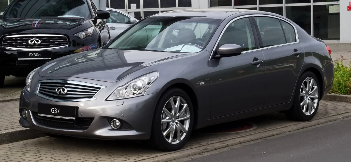 Infiniti 2