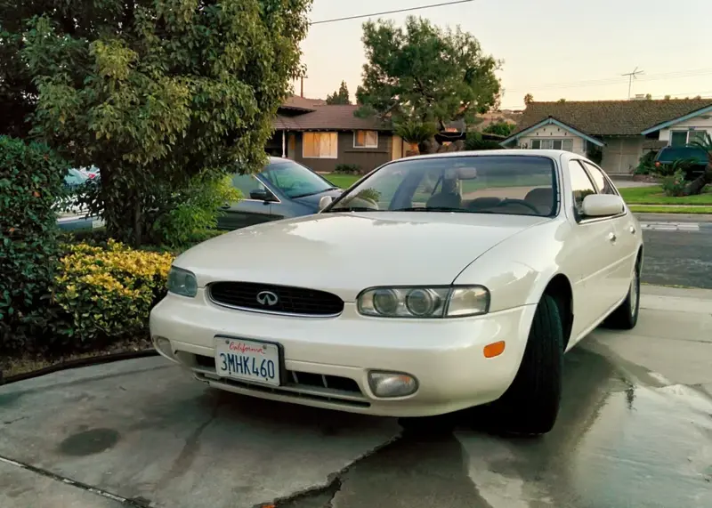 Infiniti J30 J30 3.0 V6 24V (213 bg) - görsel 2