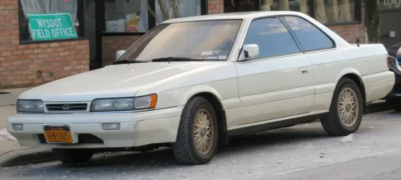 Infiniti M - 3