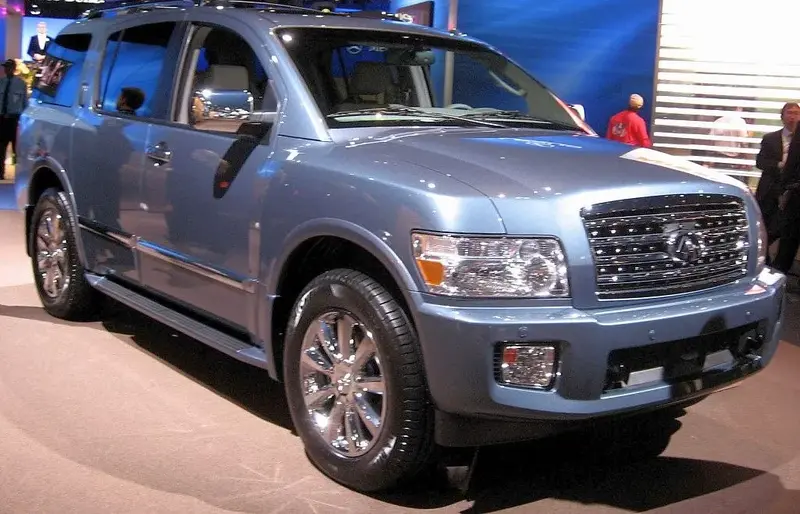 Infiniti QX56 - 3