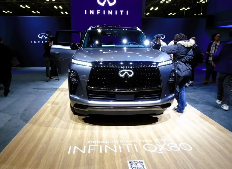 Infiniti QX80 - 2