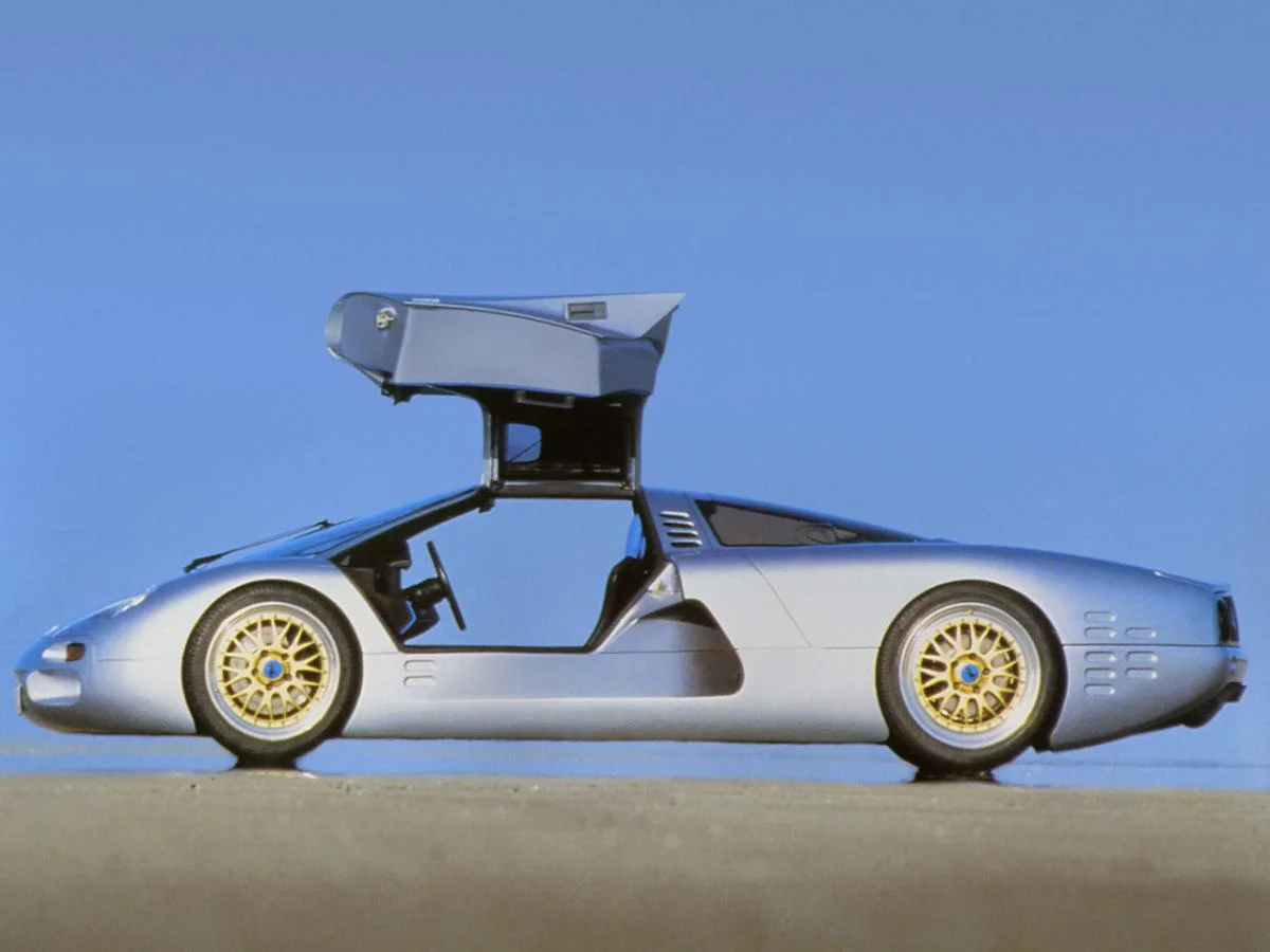 Isdera Commendatore Commendatore