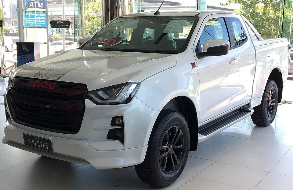 Isuzu 3