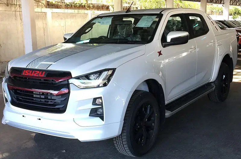 Isuzu D-Max - 4