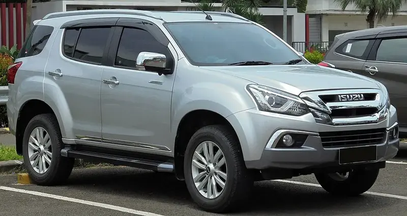 Isuzu MU-X - 2
