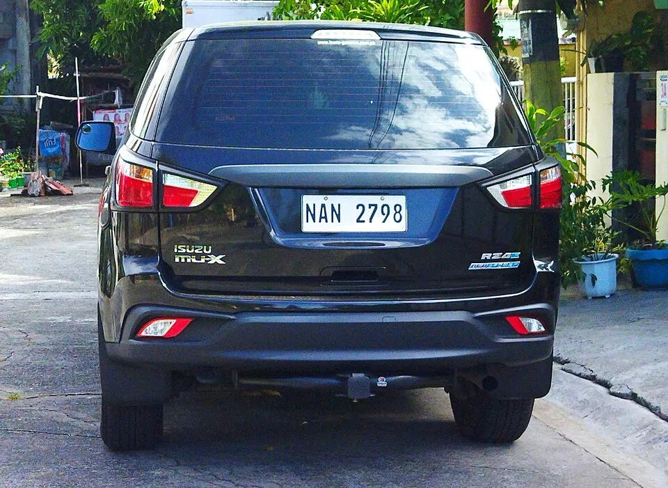 Isuzu 4