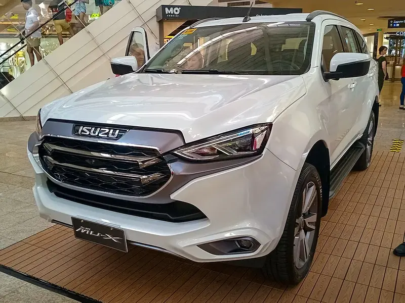 Isuzu MU-X - 5