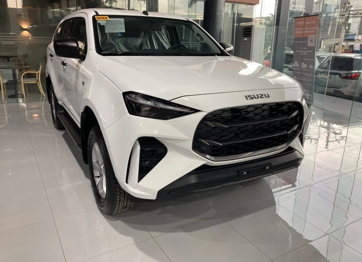 Isuzu - 8